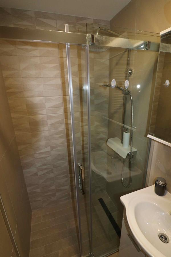 Forum I Sobe Apartment