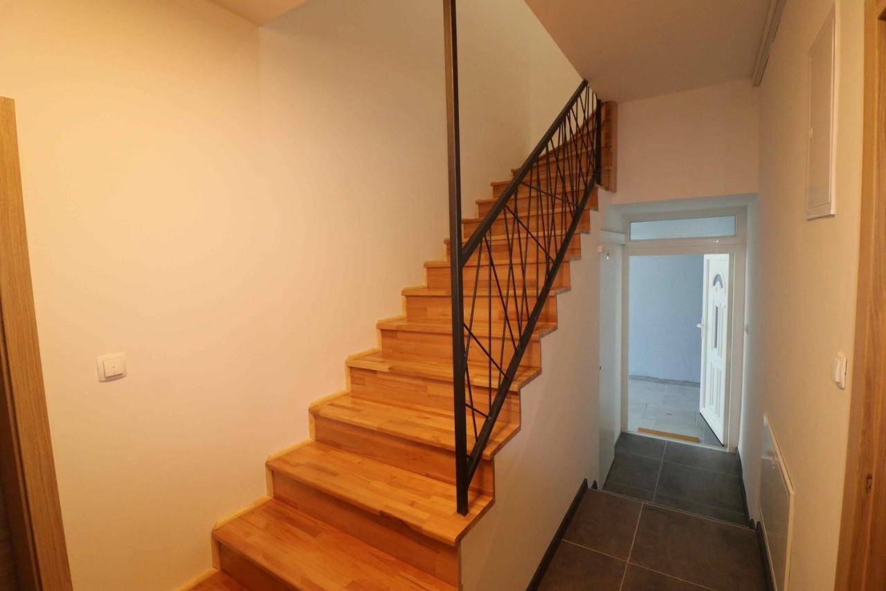 Apartment Forum I Sobe *