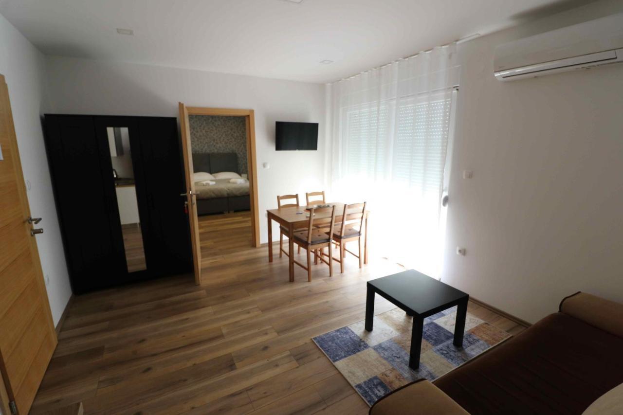 Apartment Forum I Sobe *